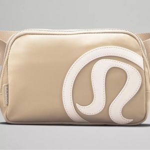 Lululemon 1 L Trench/Opal everywhere Belt bag